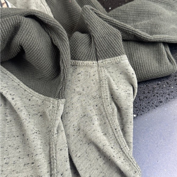 Realtree Green Long Sleeve Tee with Antler Design XL - Picture 10 of 13